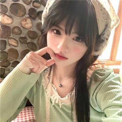 靓仔斗大鳄